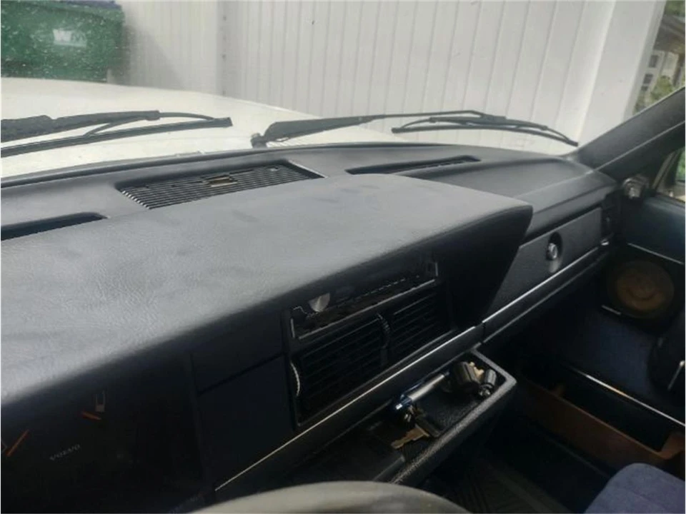 1990 Volvo 244 - Image 8 of 23