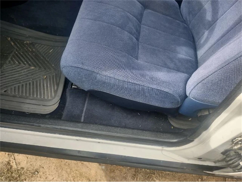 1990 Volvo 244 - Image 10 of 23