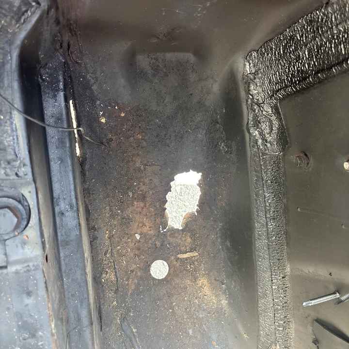 1990 Volvo 244 - Image 11 of 11