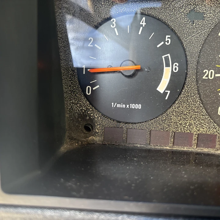 1990 Volvo 244 - Image 7 of 11