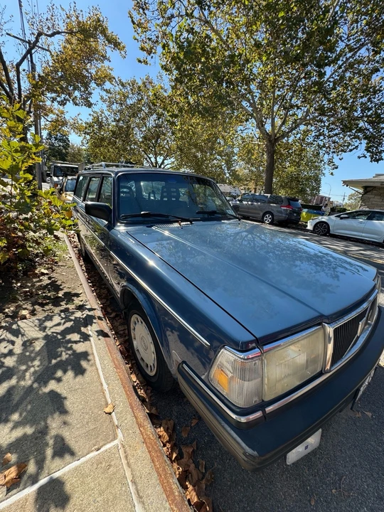 1990 Volvo 200 Series - Image 4 of 11