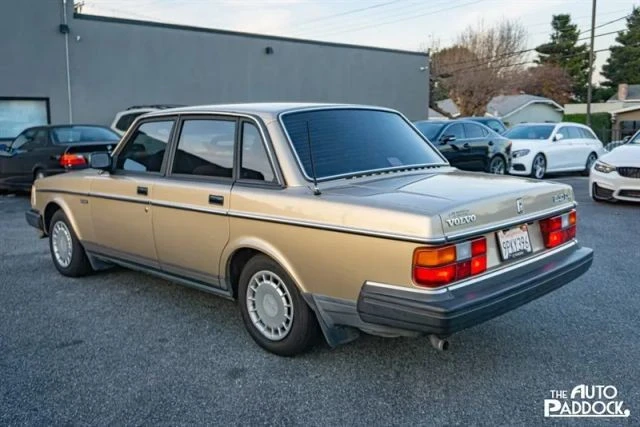 1990 Volvo 244 - Image 7 of 21