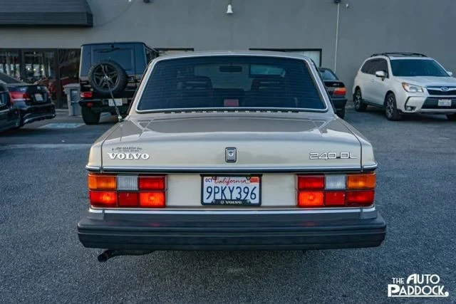1990 Volvo 244 - Image 6 of 21