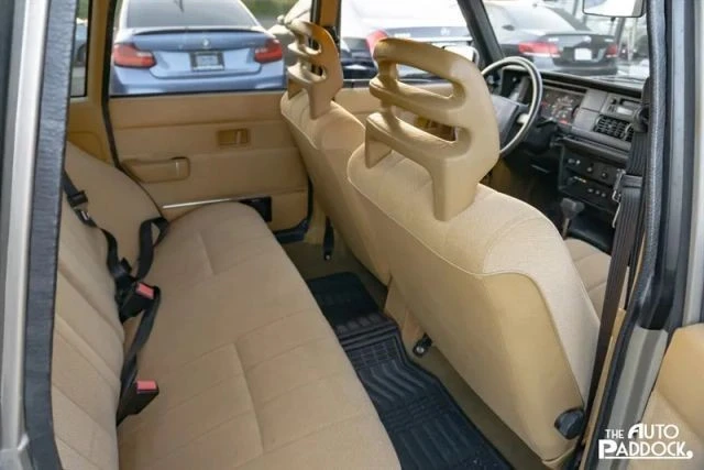 1990 Volvo 244 - Image 17 of 21
