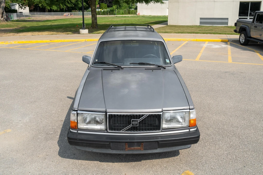 1990 Volvo 245 - Image 6 of 31