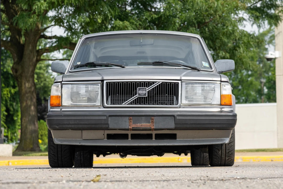 1990 Volvo 245 - Image 2 of 31