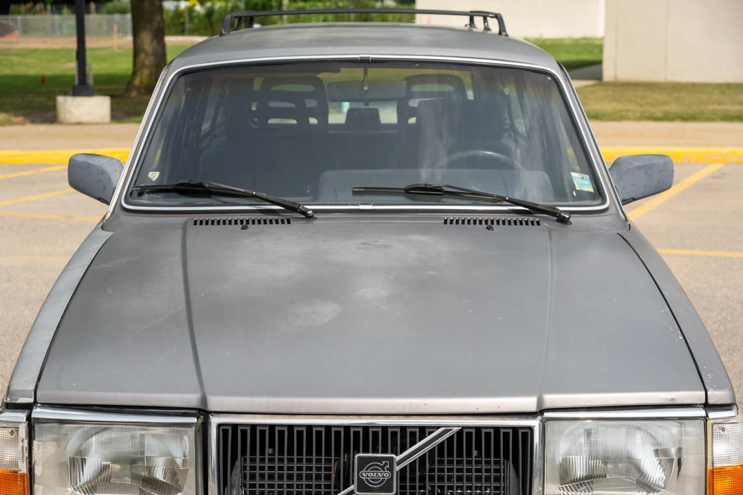 1990 Volvo 245 - Image 26 of 31