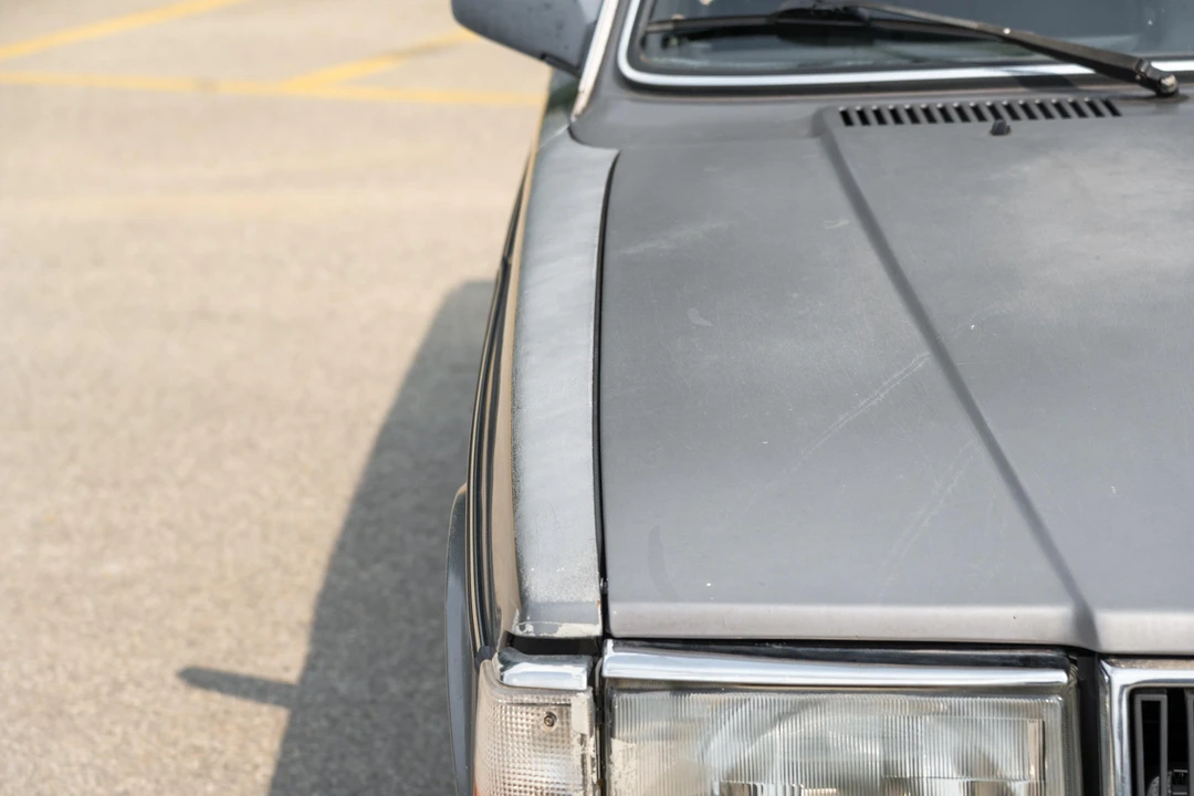 1990 Volvo 245 - Image 23 of 31