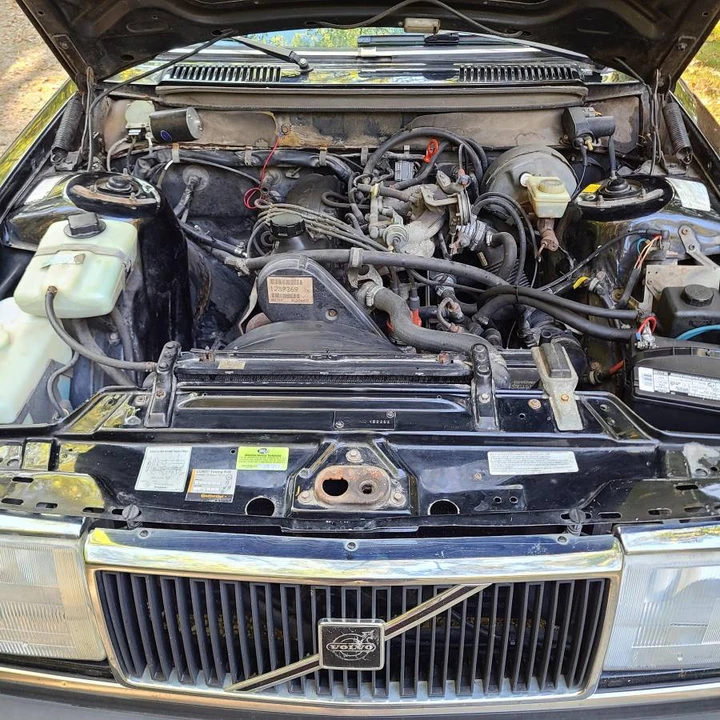 1990 Volvo 244 - Image 6 of 10