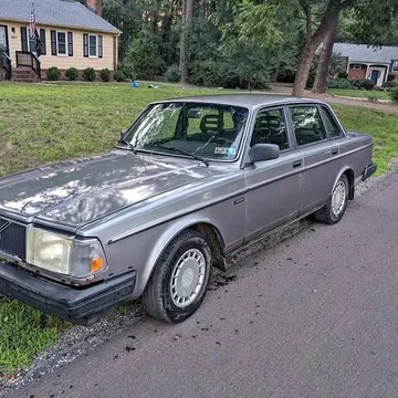 1990 Volvo 240 Sedan