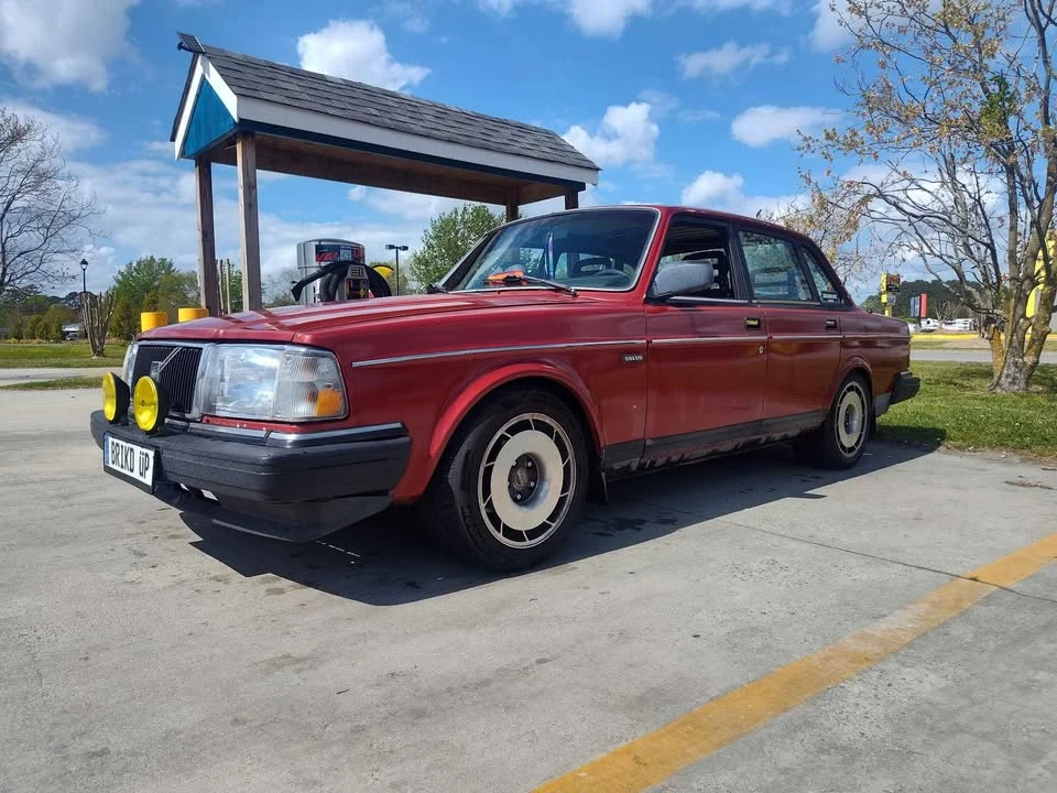 1990 Volvo 244 - Image 4 of 4