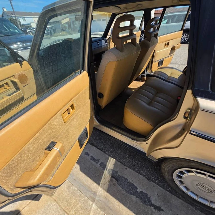 1990 Volvo 245 - Image 11 of 22