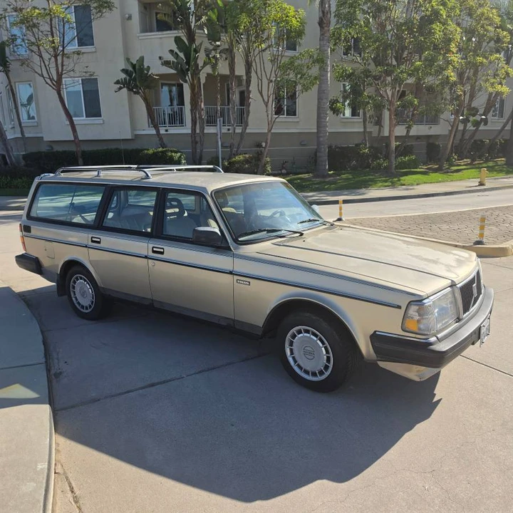 1990 Volvo 245 - Image 5 of 22