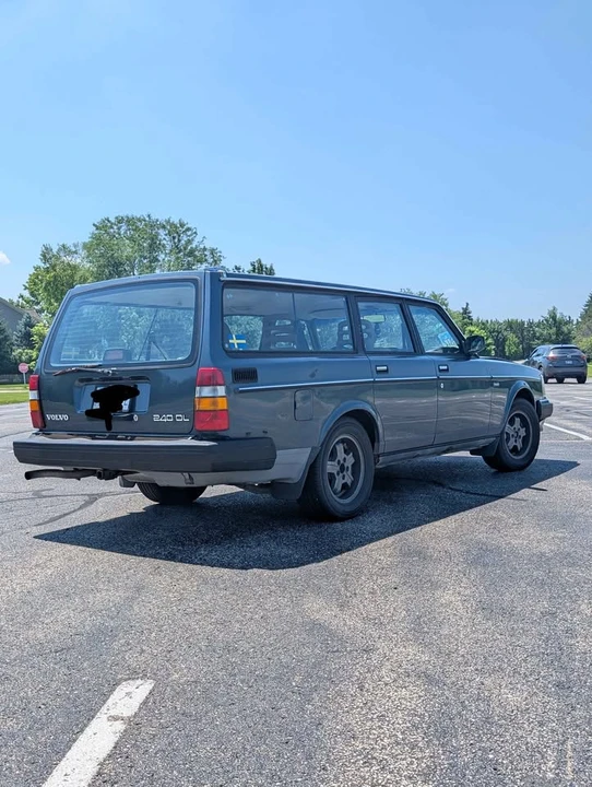 1990 Volvo 245 - Image 2 of 9
