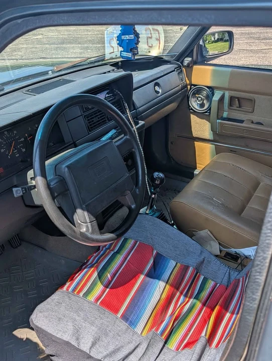 1990 Volvo 245 - Image 3 of 9