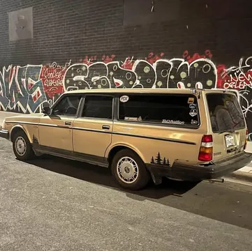1990 Volvo 240 Wagon 4D