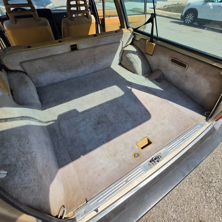 1990 Volvo 245 - Image 8 of 20
