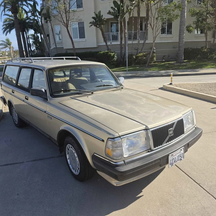 1990 Volvo 245 - Image 4 of 17