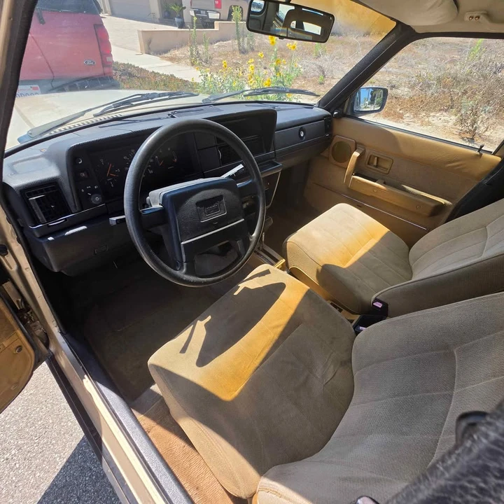 1990 Volvo 245 - Image 15 of 20