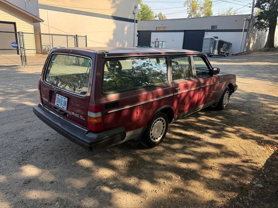 1990 Volvo 245 - Image 4 of 12