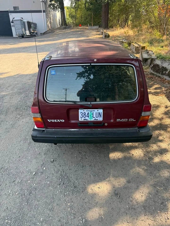 1990 Volvo 245 - Image 5 of 12