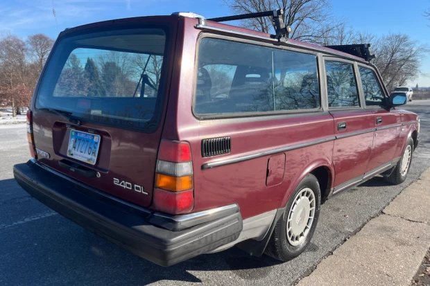 1990 Volvo 245 - Image 2 of 7