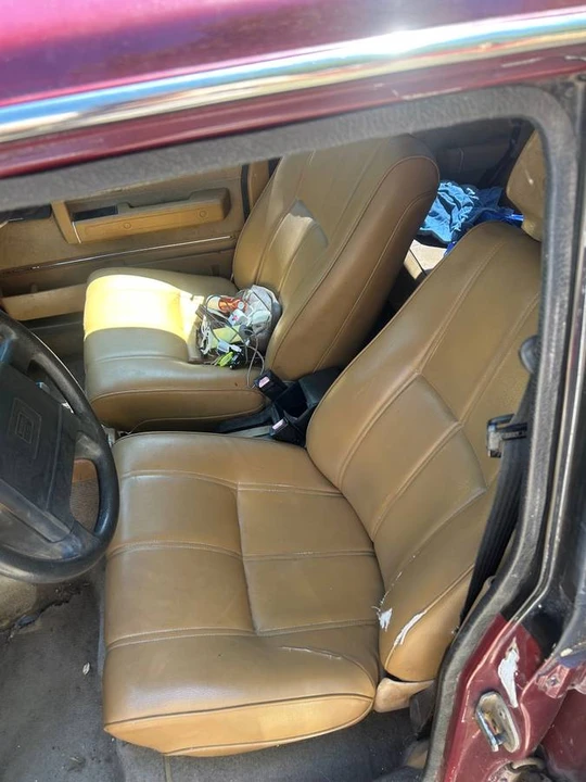 1990 Volvo 245 - Image 6 of 6