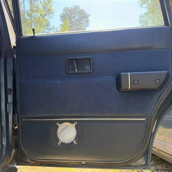 1990 Volvo 245 - Image 22 of 24