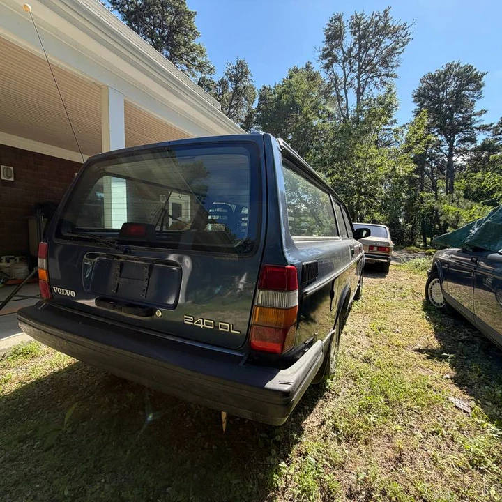 1990 Volvo 245 - Image 6 of 24