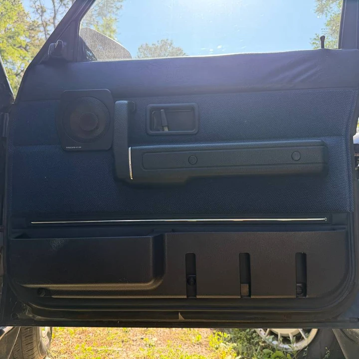 1990 Volvo 245 - Image 23 of 24