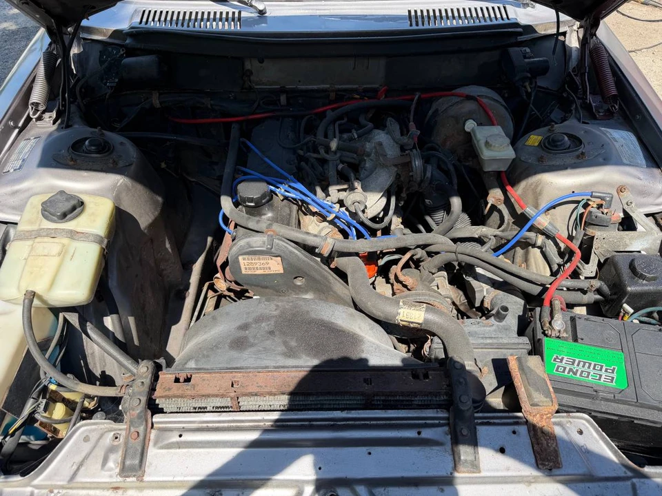 1990 Volvo 245 - Image 13 of 17