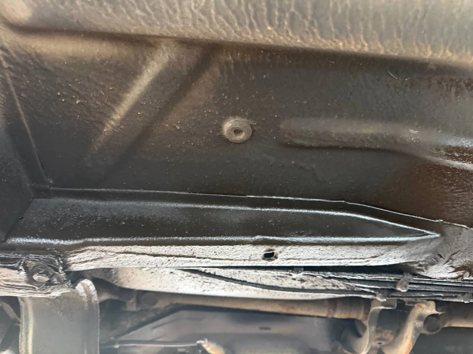 1990 Volvo 245 - Image 14 of 17