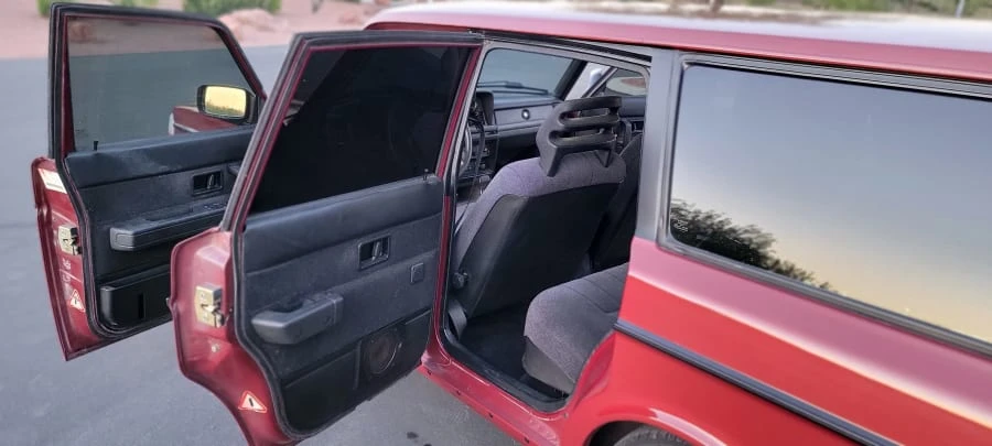 1990 Volvo 245 - Image 21 of 24