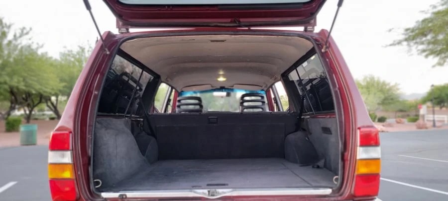 1990 Volvo 245 - Image 19 of 24