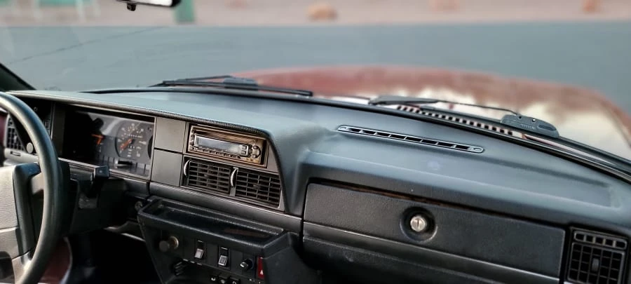 1990 Volvo 245 - Image 13 of 24