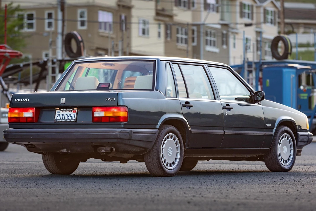 1990 Volvo 740 - Image 4 of 31