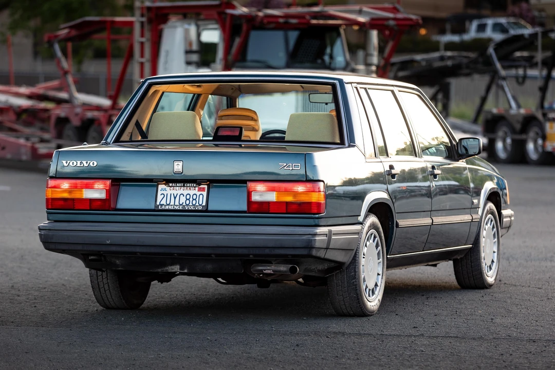 1990 Volvo 740 - Image 24 of 31
