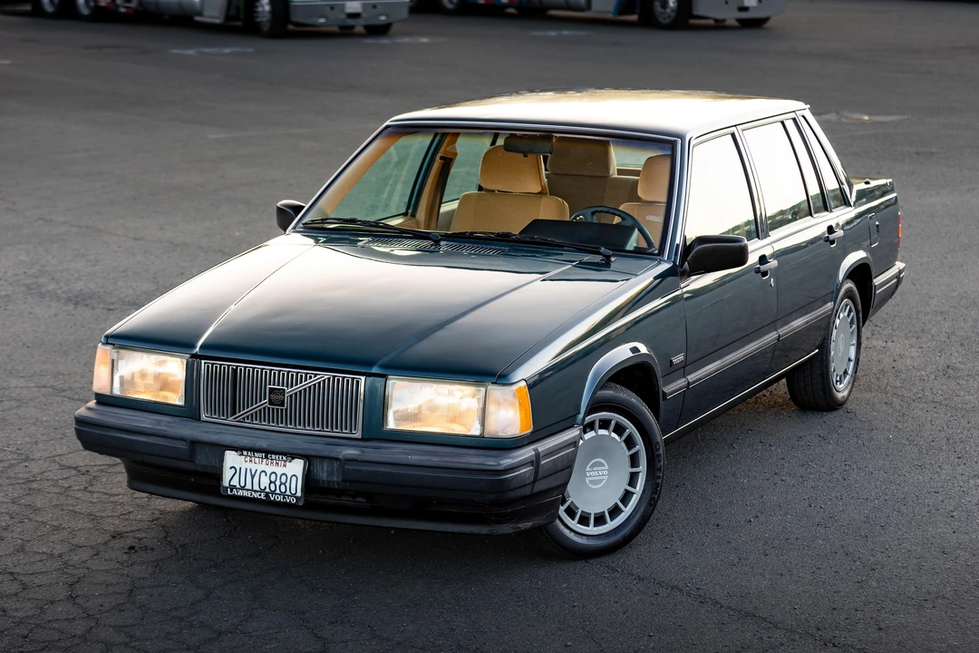 1990 Volvo 740 - Image 8 of 31