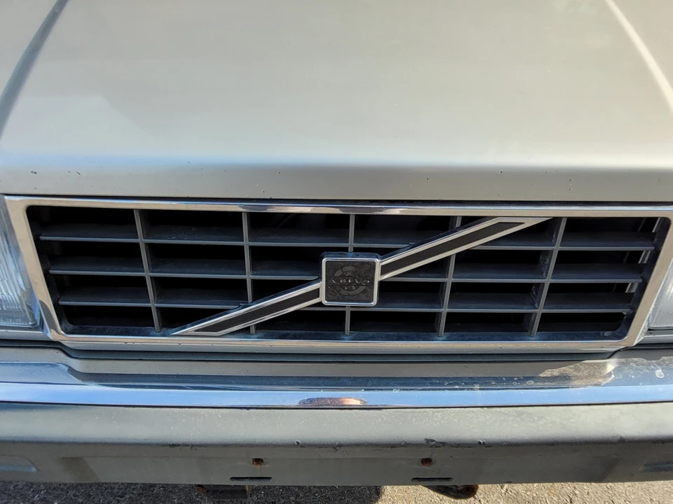 1990 Volvo 780 - Image 23 of 31