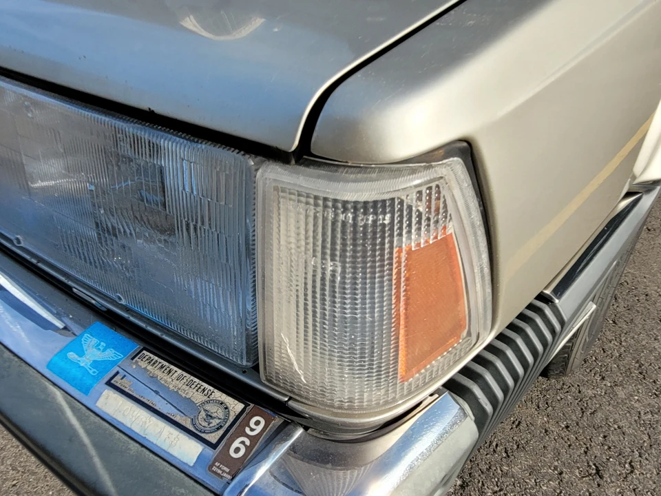 1990 Volvo 780 - Image 25 of 31