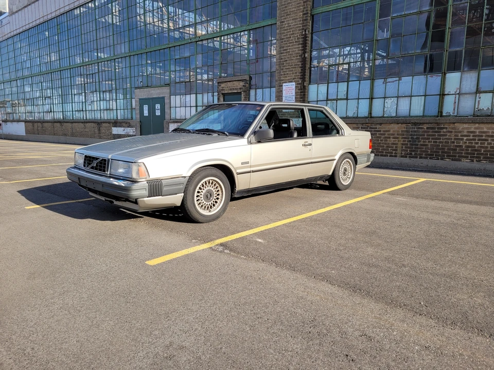 1990 Volvo 780 - Image 10 of 31