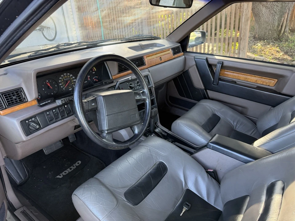 1990 Volvo 780 - Image 16 of 19