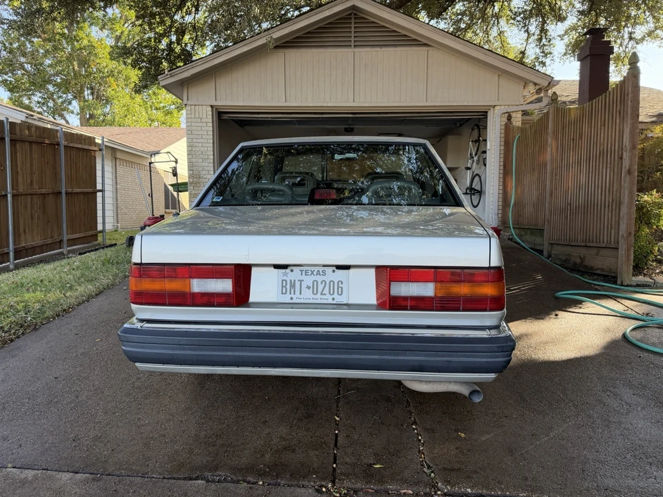 1990 Volvo 780 - Image 4 of 19