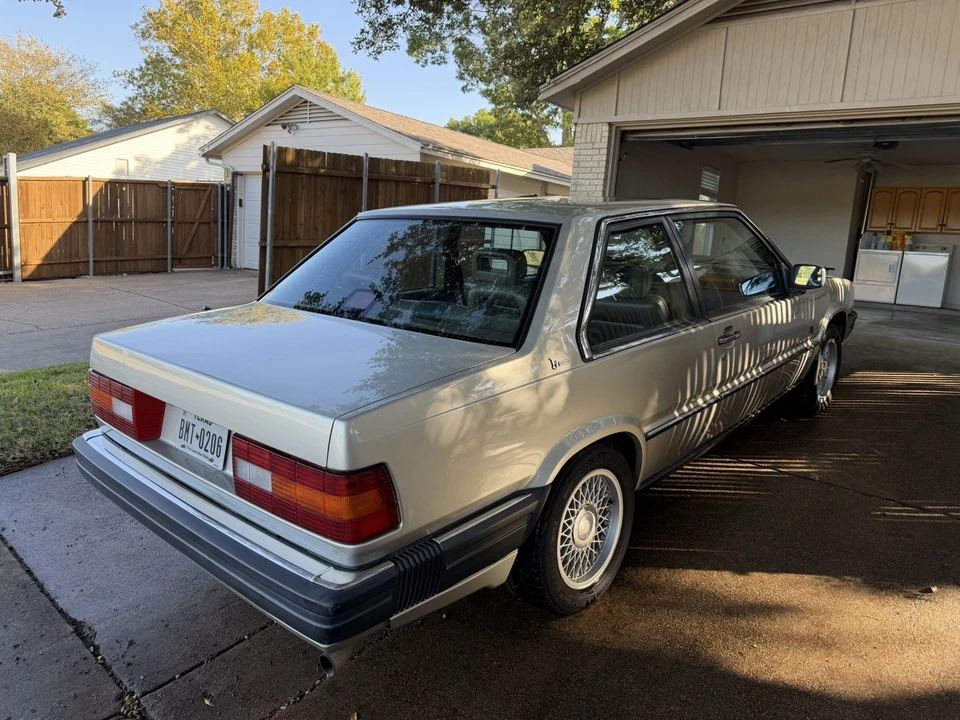 1990 Volvo 780 - Image 3 of 19