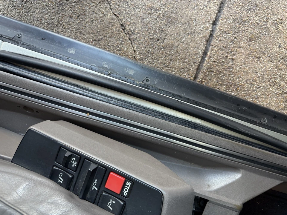 1990 Volvo 780 - Image 15 of 19