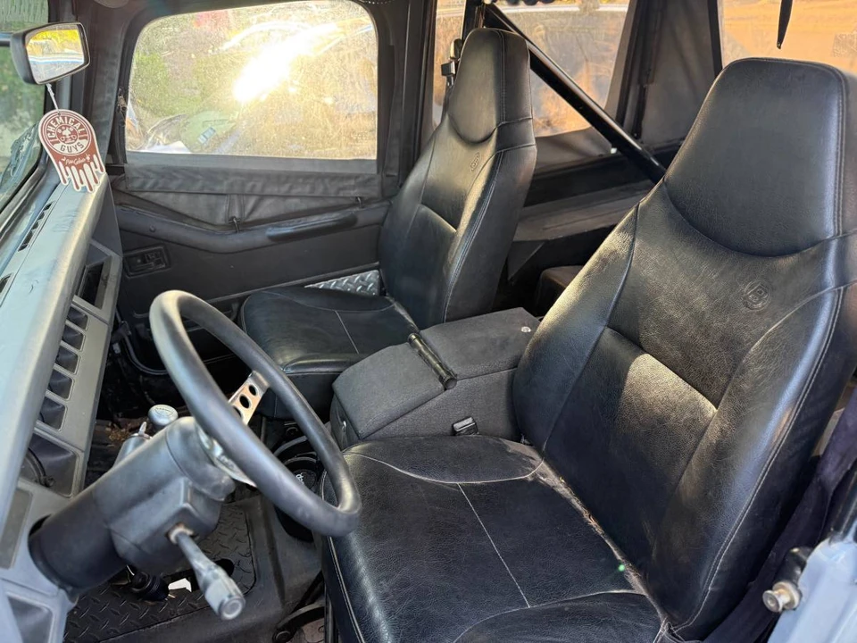 1990 Jeep YJ Wrangler - Image 14 of 18