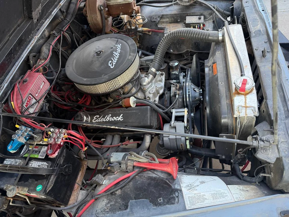 1990 Jeep YJ Wrangler - Image 17 of 18