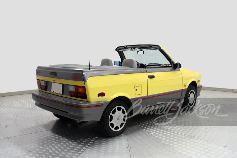 1990 Yugo - Image 9 of 10