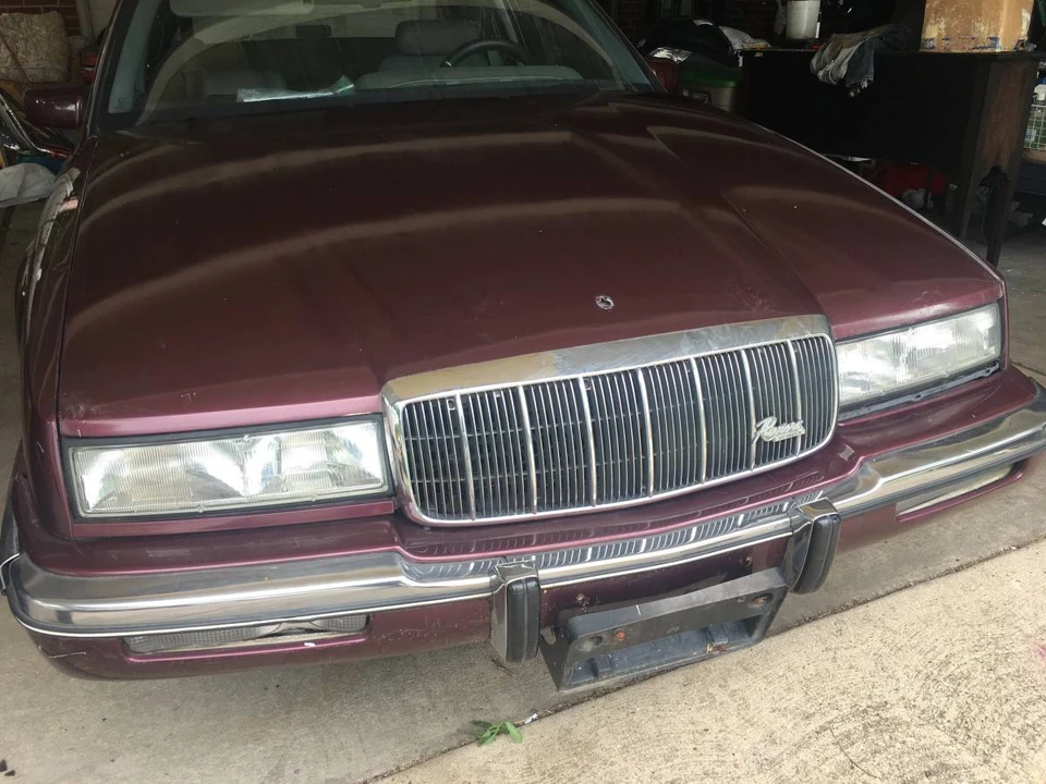 1990 Buick Riviera 4th-7th Gen - Image 4 of 22