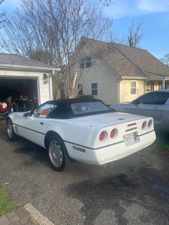 1990 Chevrolet Corvette C4 - Image 3 of 16